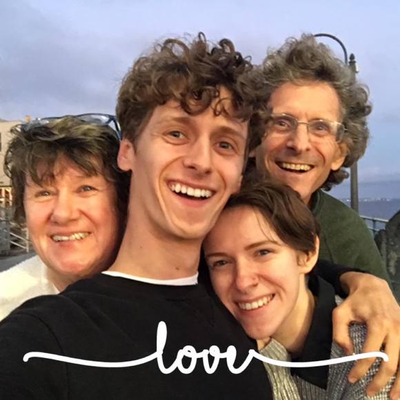 Meet your Posher, Julie - Picture 1 of 1